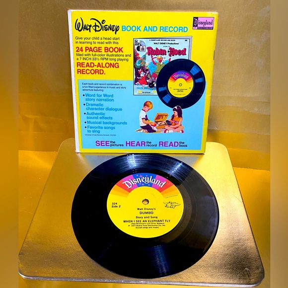 WALT DISNEY’S STORY OF DUMBO 1979 DISNEYLAND VINYL RECORD & 24p READ ALONG BOOK - Picture 16 of 16